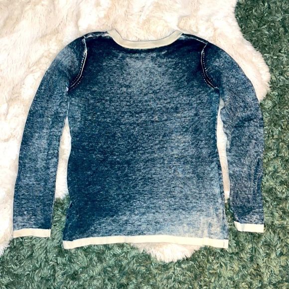 CAbi #261 Blue & Cream Damask V-Neck Long Sleeve Blouse Top Sz L - Picture 7 of 7